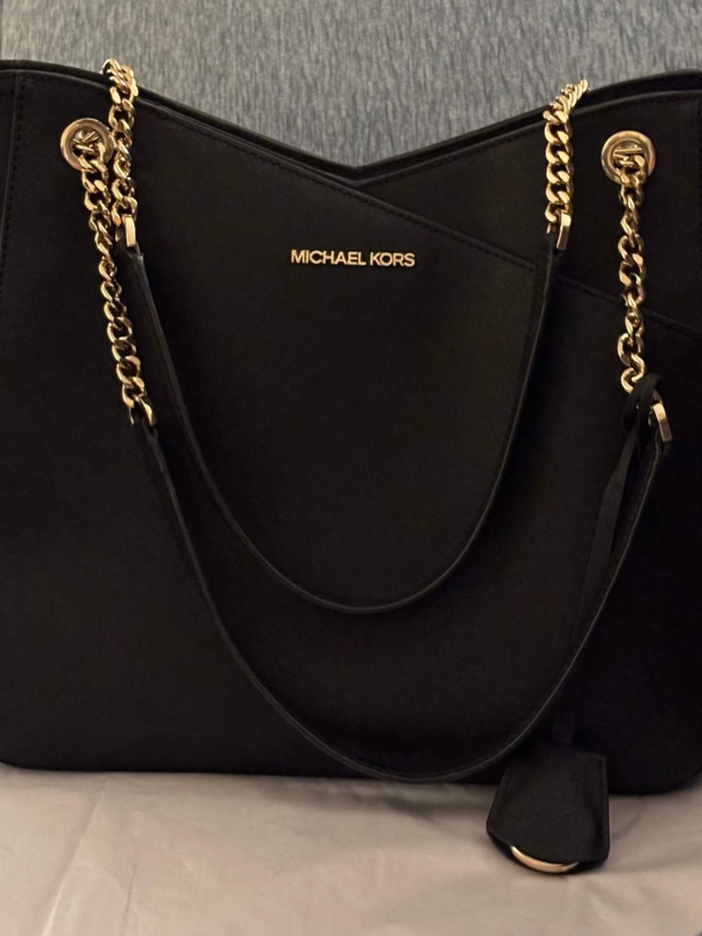 Michael Kors Jet Set Travel Large Chain Tote Black Saffiano Gold Shoulder Bag